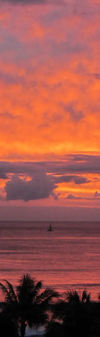 Sonnenuntergang am Waikiki Beach